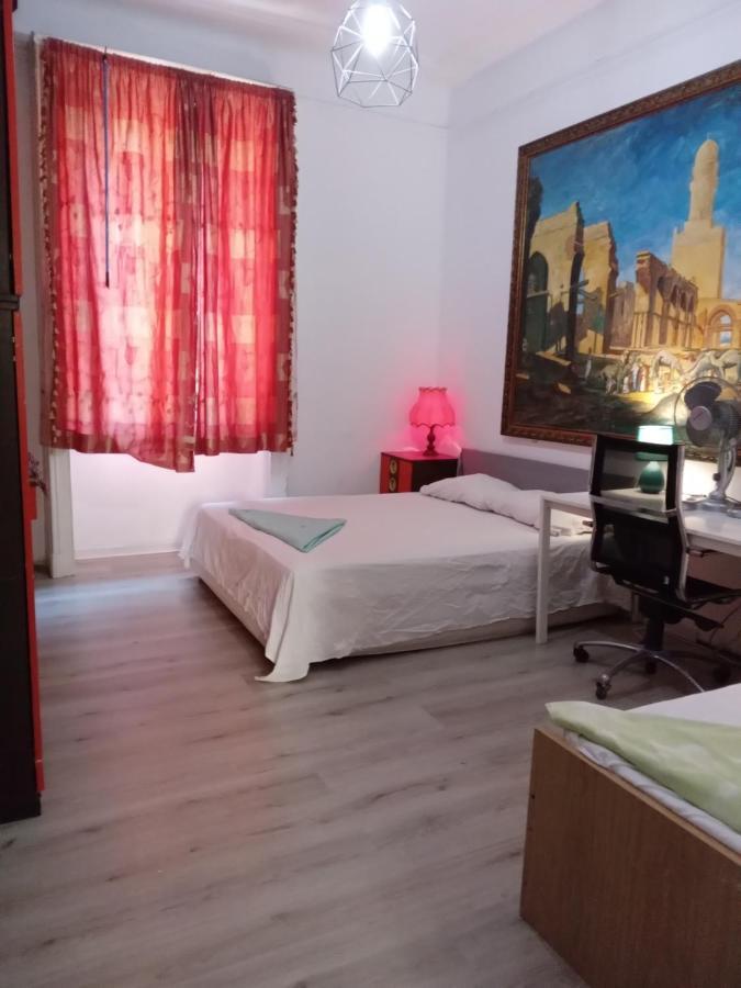 A Room In A Beautiful Apartment In The City Center Milano Dış mekan fotoğraf